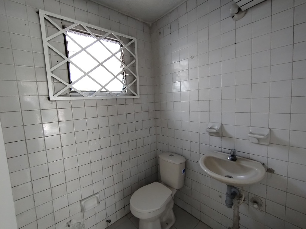 Local En Arriendo - El Refugio, Cali