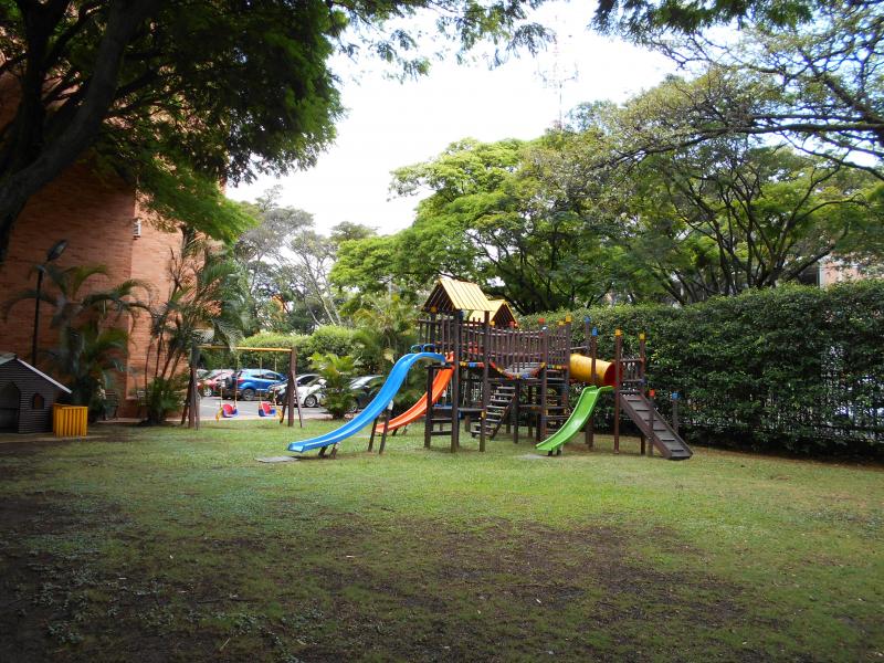 Apartamento En Venta - El Ingenio, Cali