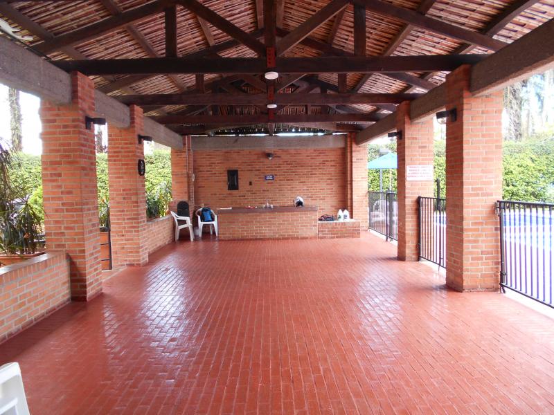 Apartamento En Venta - El Ingenio, Cali
