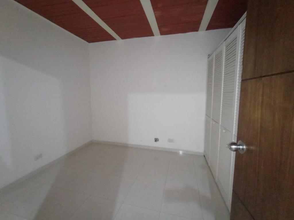 Apartamento En Arriendo - La Base, Cali