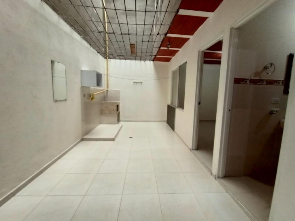 Apartamento En Arriendo - La Base, Cali