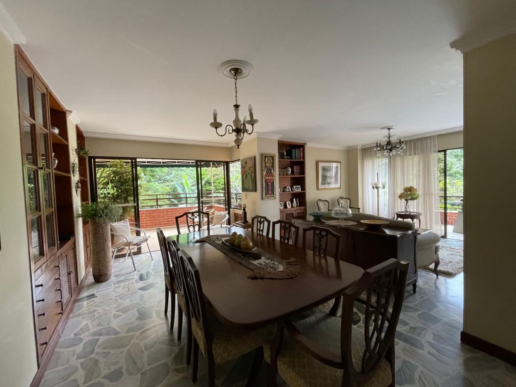 Apartamento En Venta - La Arboleda, Cali