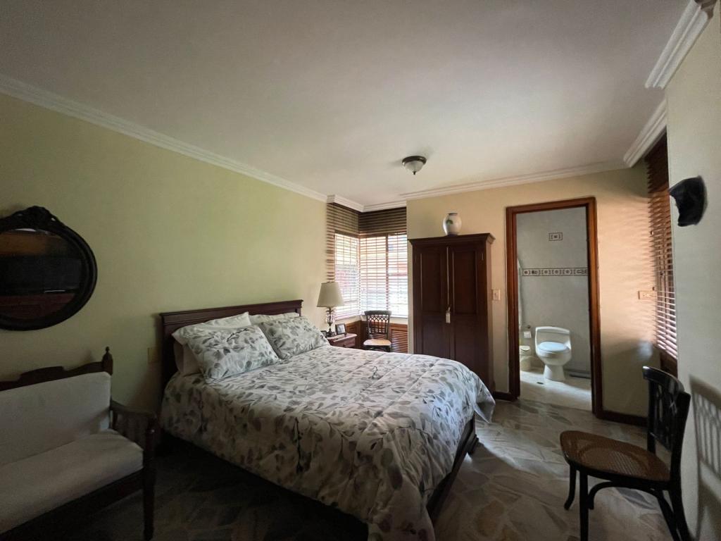 Apartamento En Venta - La Arboleda, Cali