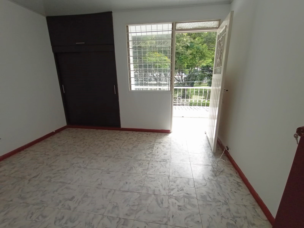 Casa En Arriendo - Pampalinda, Cali