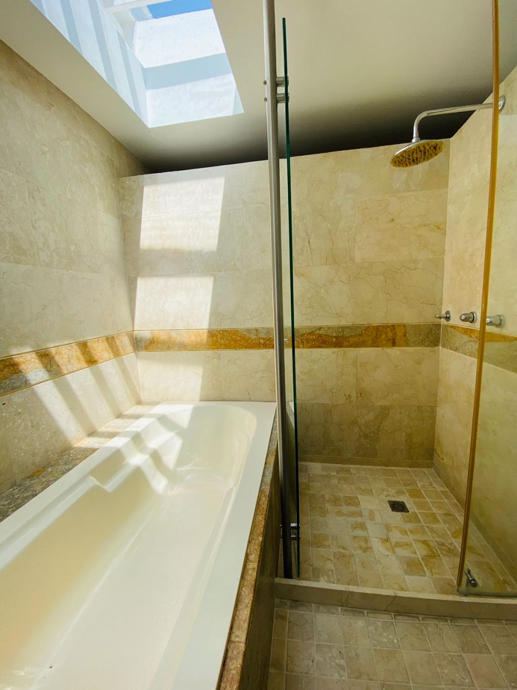 Casa En Arriendo/Venta - Pance, Cali