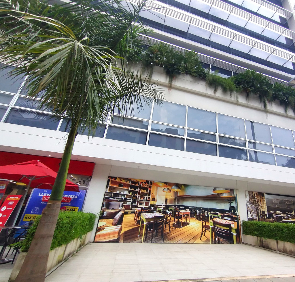 Local En Arriendo - Ciudad Jardín, Cali