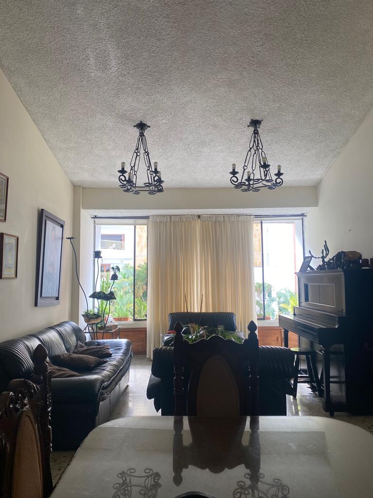 Apartamento En Venta - Granada, Cali