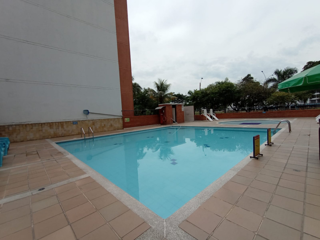Apartamento En Venta - Alferez Real, Cali