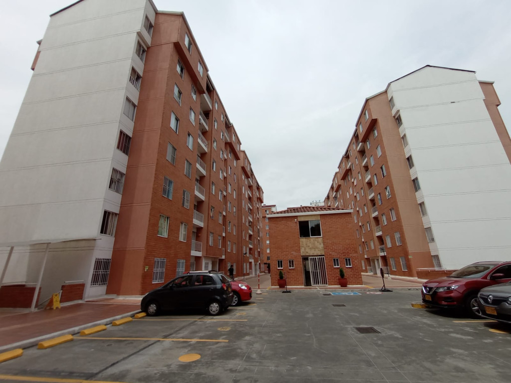 Apartamento En Venta - Alferez Real, Cali