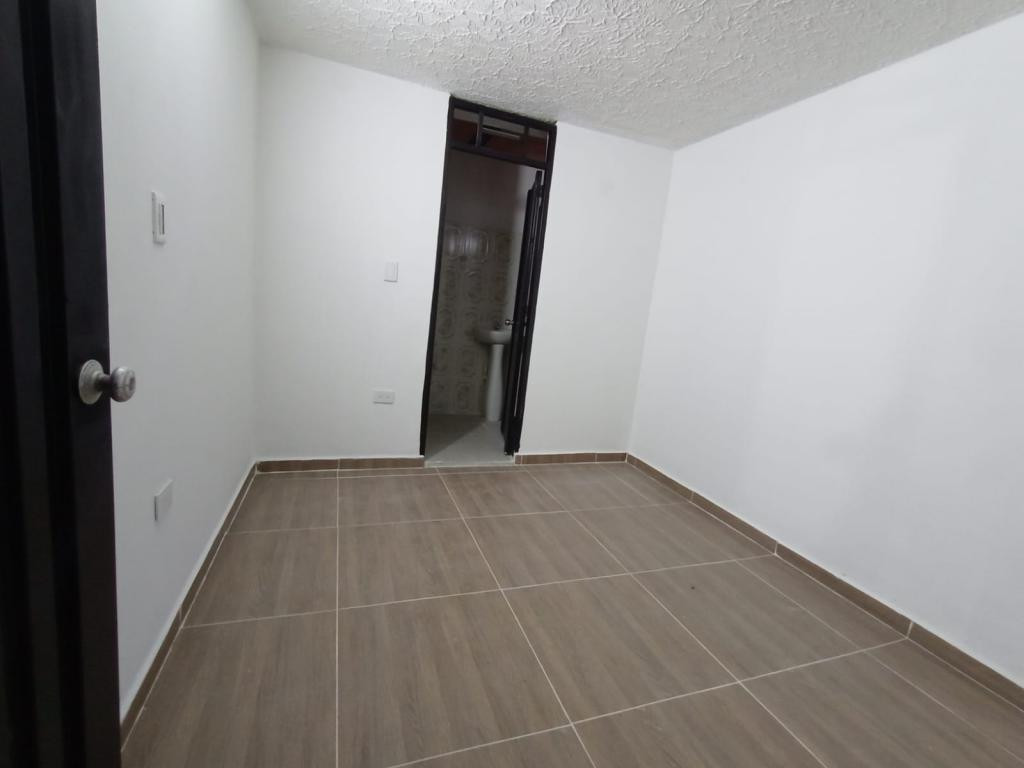 Apartamento En Venta - Los Alcázares, Cali