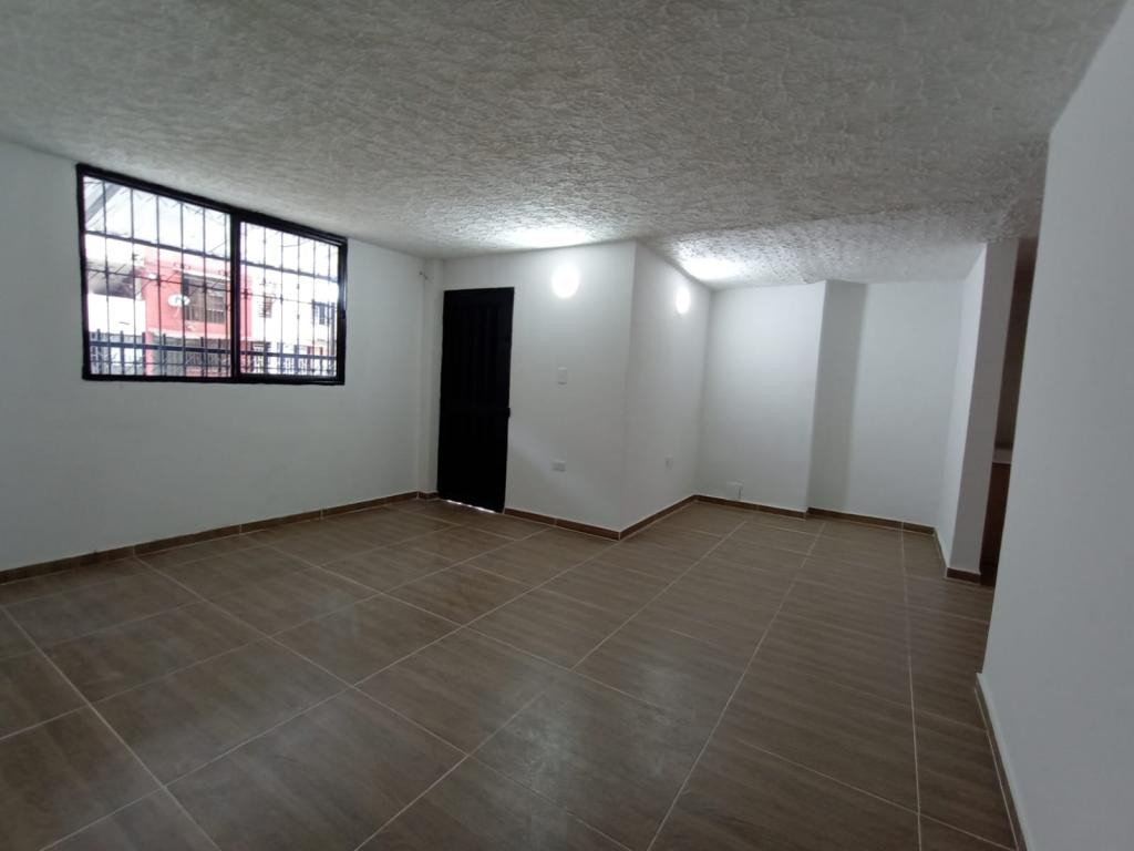 Apartamento En Venta - Los Alcázares, Cali