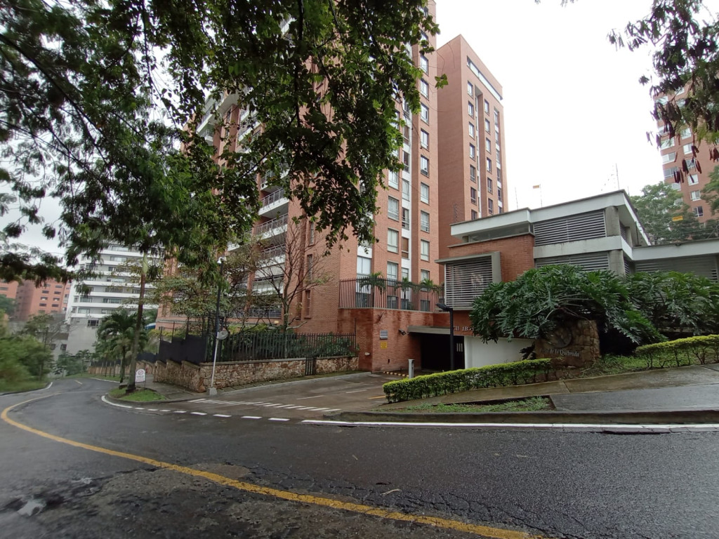 Apartamento En Venta - Normandía, Cali