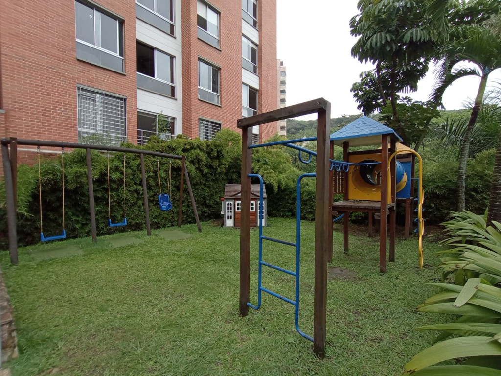 Apartamento En Venta - Normandía, Cali