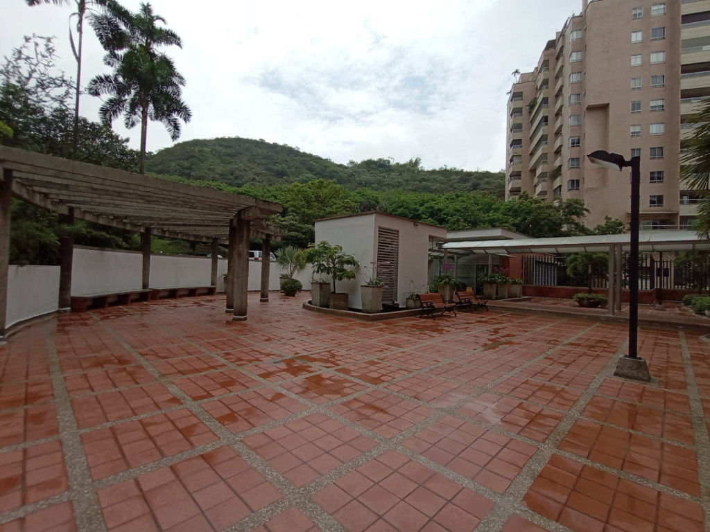 Apartamento En Venta - Normandía, Cali