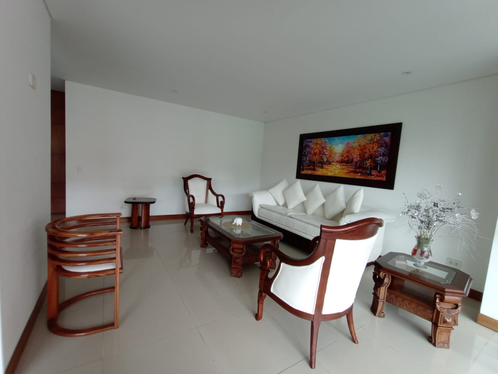 Apartamento En Venta - Normandía, Cali