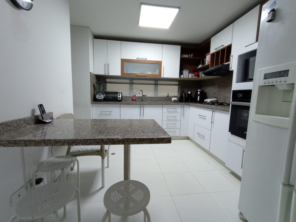 Apartamento En Venta - Normandía, Cali