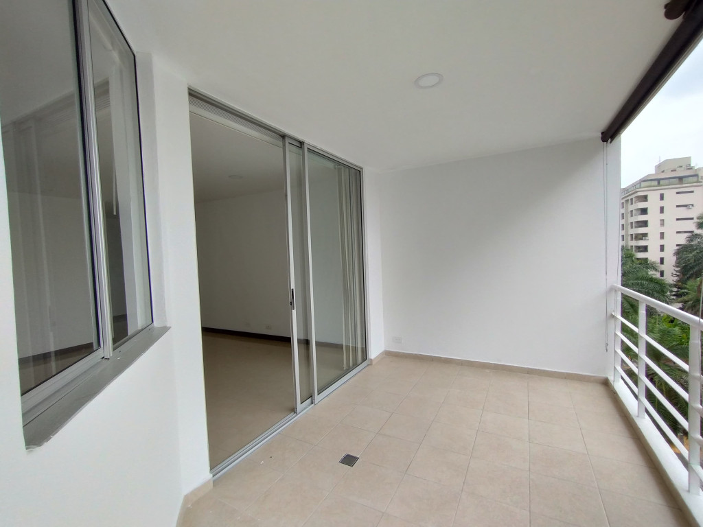 Apartamento En Venta - Versalles, Cali