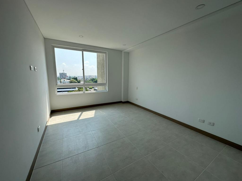 Apartamento En Venta - Urbanización La Flora, Cali
