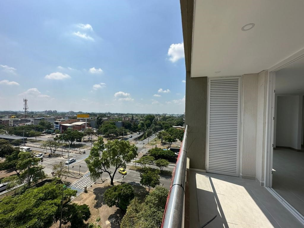 Apartamento En Venta - Urbanización La Flora, Cali