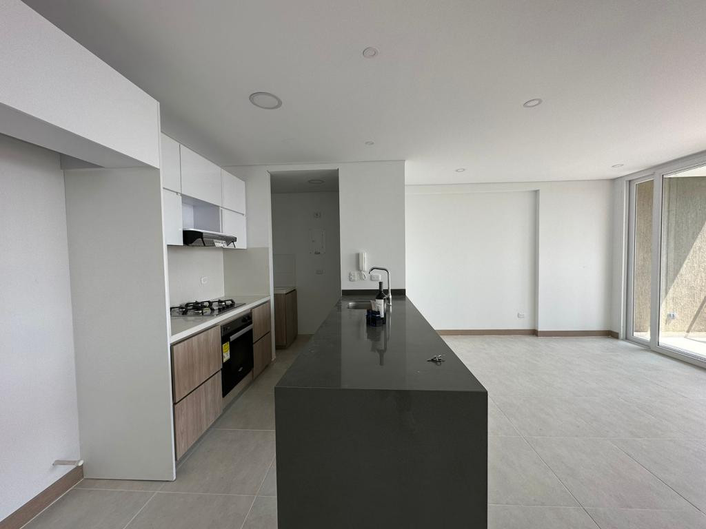 Apartamento En Venta - Urbanización La Flora, Cali