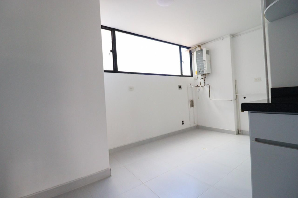 Apartamento En Venta - Santa Barbara Central-Usaquén, Bogotá