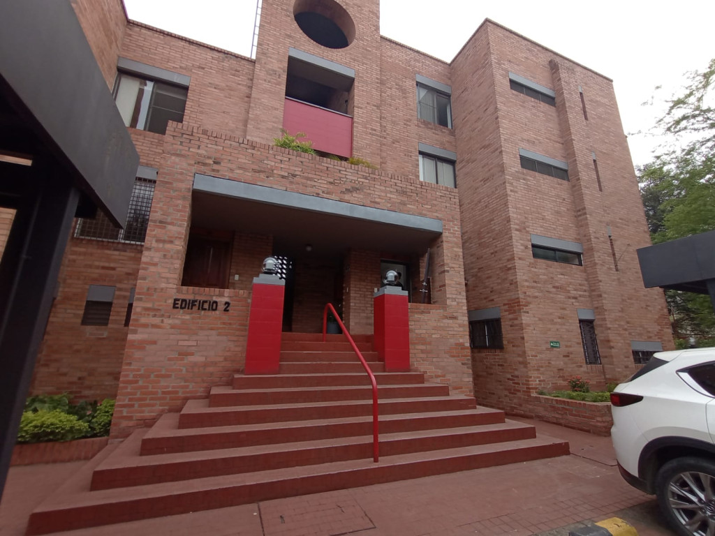 Apartamento En Venta - El Ingenio, Cali
