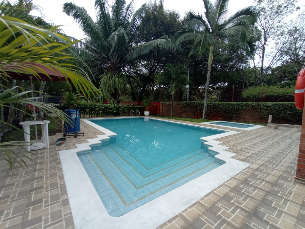 Apartamento En Venta - El Ingenio, Cali