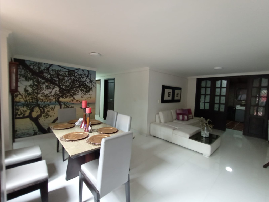 Apartamento En Venta - El Ingenio, Cali