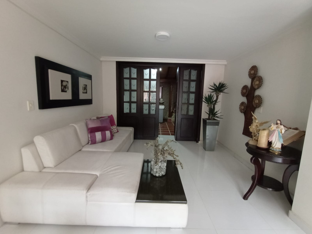 Apartamento En Venta - El Ingenio, Cali