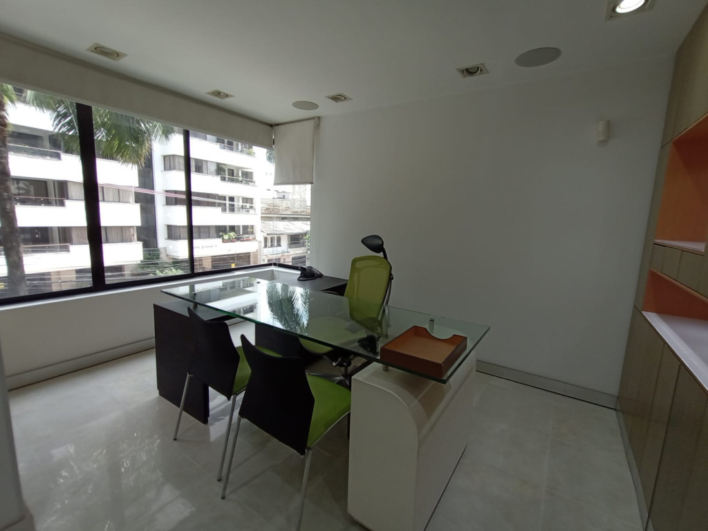 Oficina En Venta - Versalles, Cali