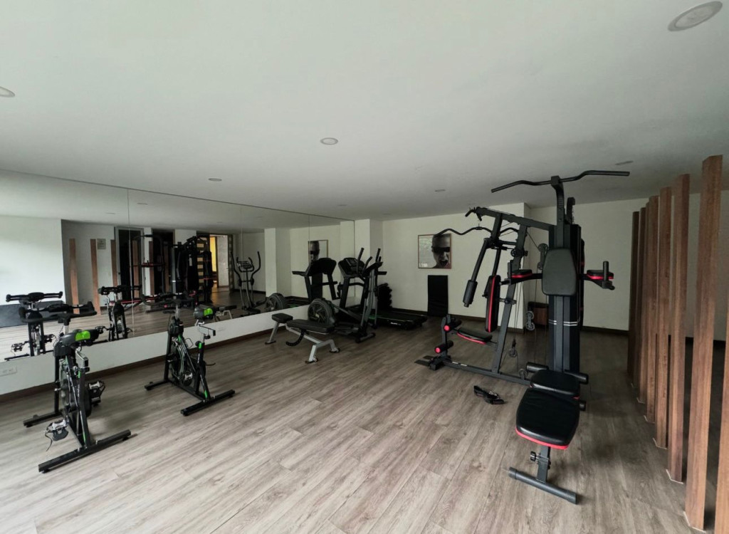 Apartamento En Venta - El Campestre, Medellín