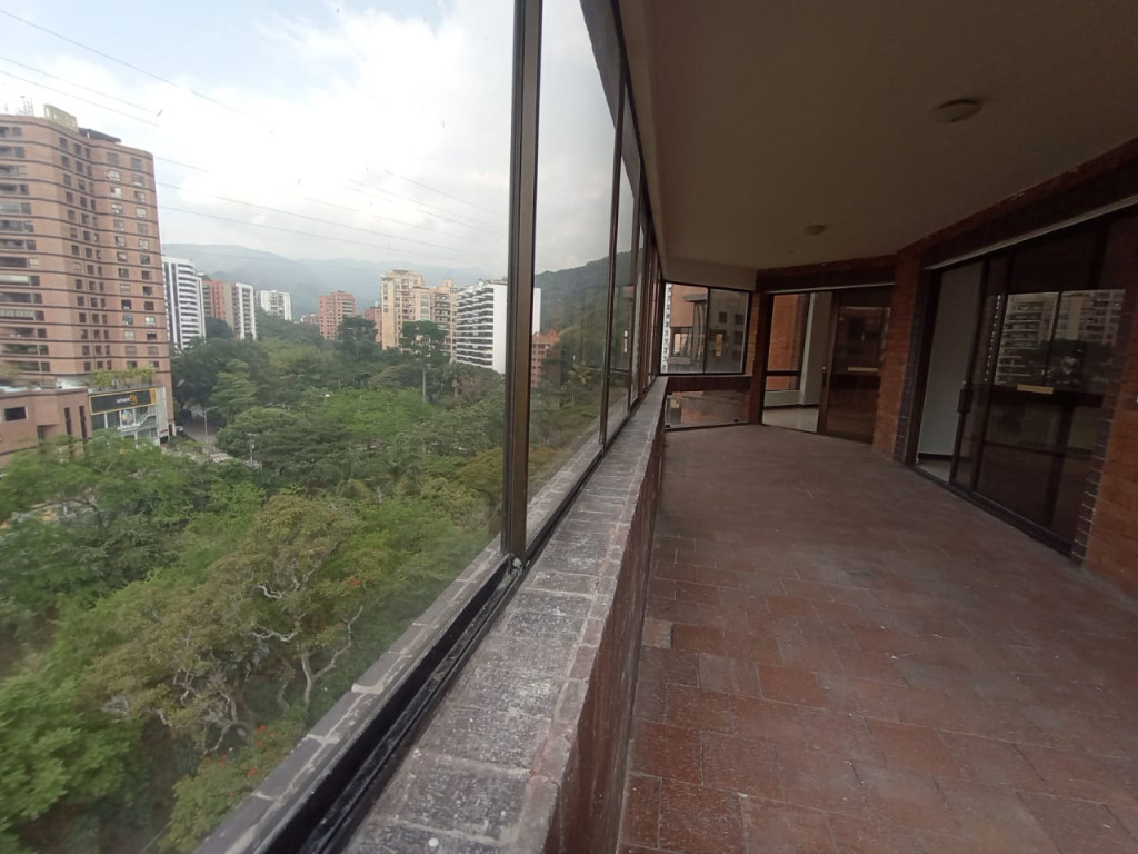Apartamento En Venta - Normandía, Cali