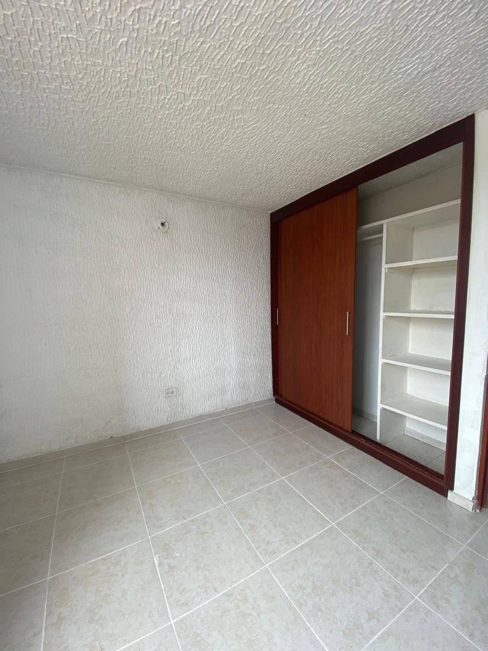 Apartamento En Venta - Manzanares, Cali