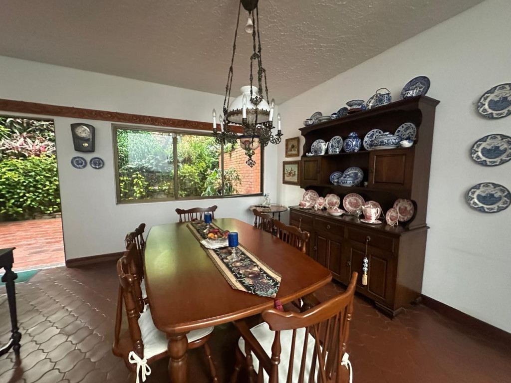 Casa En Venta - Arboleda, Cali