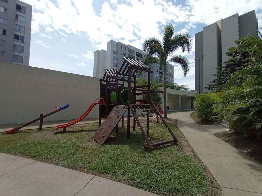 Apartamento En Venta - Bochalema, Cali