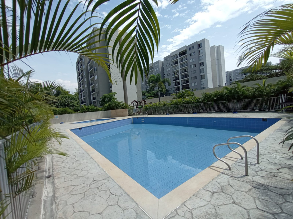 Apartamento En Venta - Bochalema, Cali