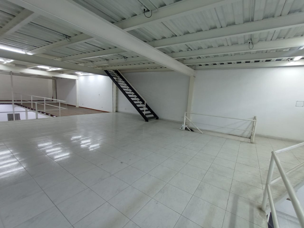Bodega En Arriendo - Santa Rosa, Cali