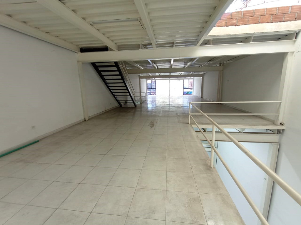 Bodega En Arriendo - Santa Rosa, Cali