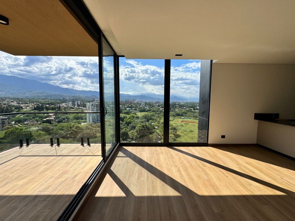 Apartamento En Arriendo - Ciudad Jardín, Cali