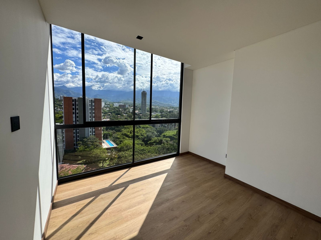 Apartamento En Arriendo - Ciudad Jardín, Cali