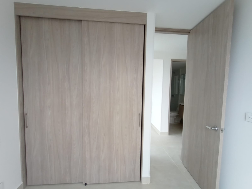 Apartamento En Arriendo - Valle Del Lili, Cali