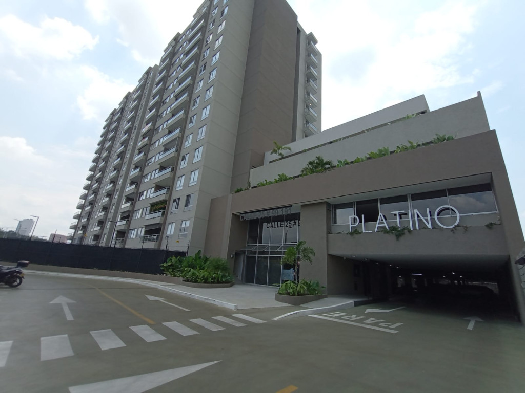 Apartamento En Arriendo - Valle Del Lili, Cali