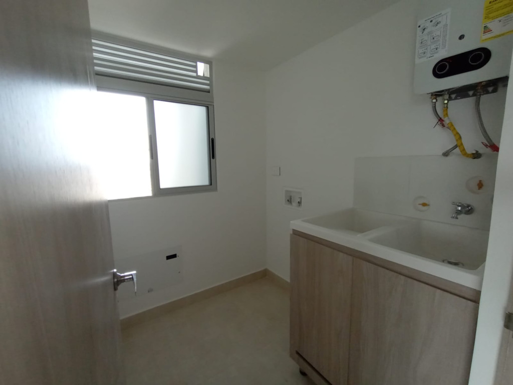 Apartamento En Arriendo - Valle Del Lili, Cali