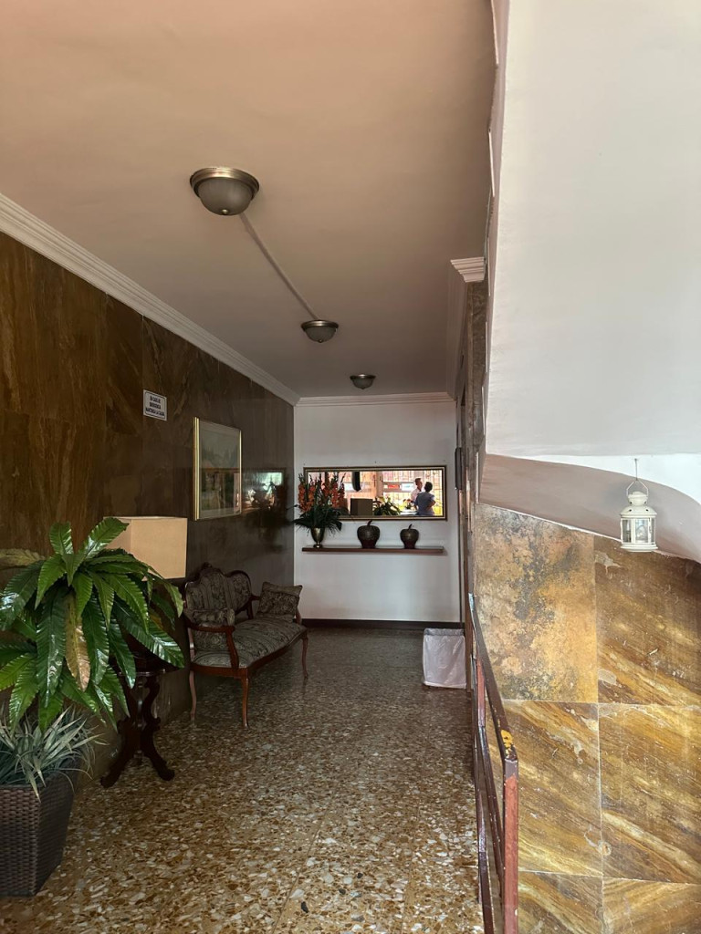 Apartamento En Venta - Versalles, Cali