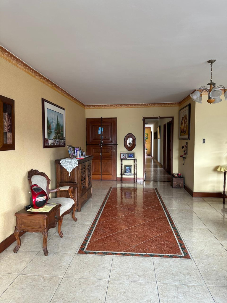 Apartamento En Venta - Versalles, Cali