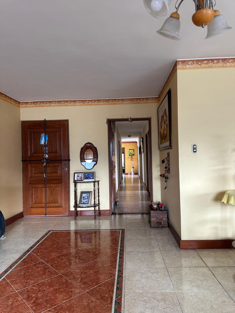 Apartamento En Venta - Versalles, Cali