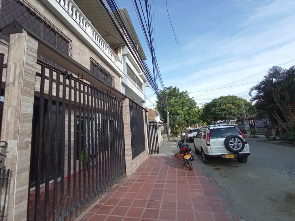 Apartamento En Arriendo - Primero De Mayo, Cali