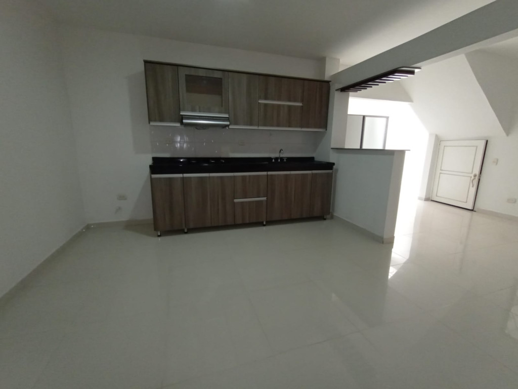 Apartamento En Arriendo - Primero De Mayo, Cali