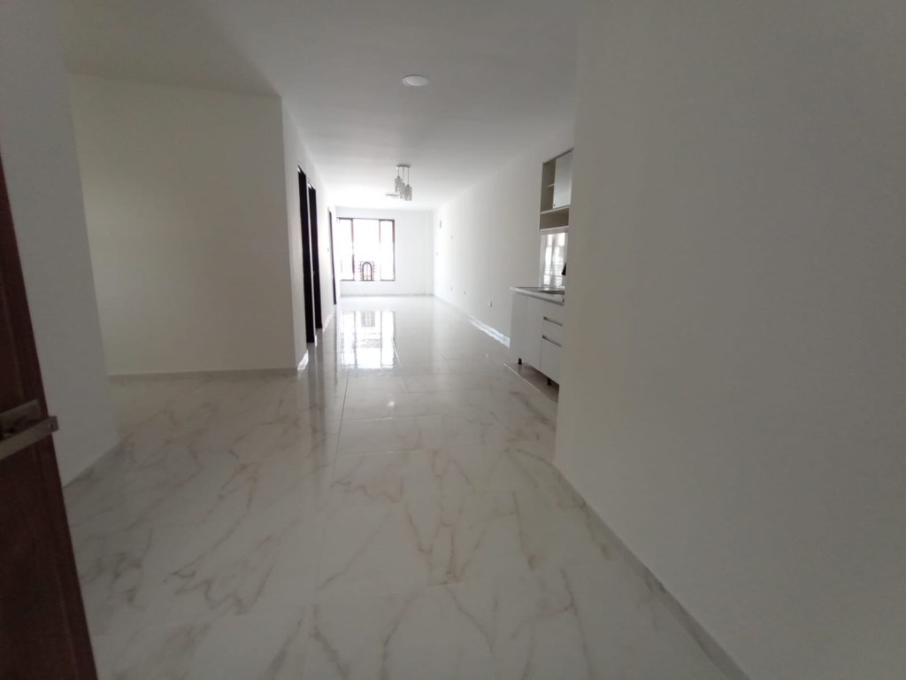 Apartamento En Arriendo - Urbanización La Base, Cali