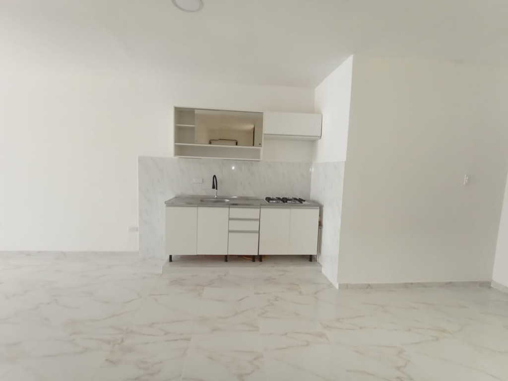 Apartamento En Arriendo - Urbanización La Base, Cali